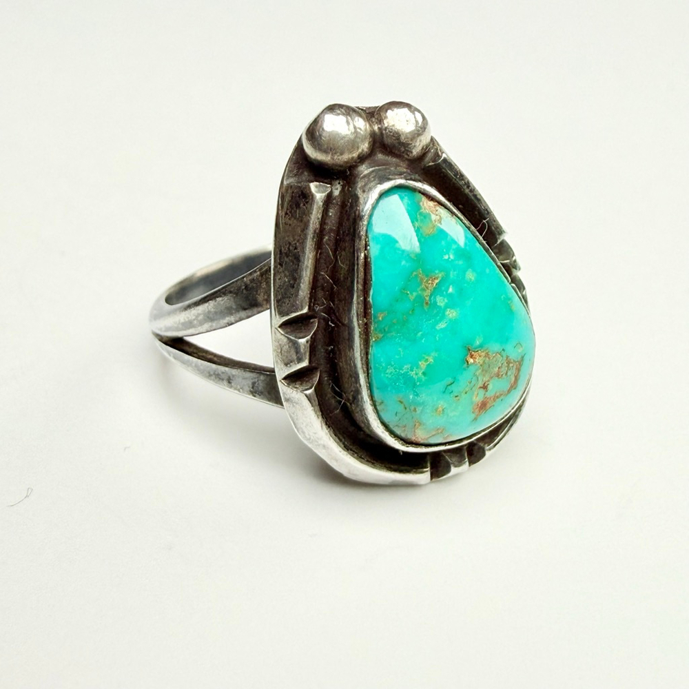 Native American Southwestern Old Pawn Turquoise Sterling Silver Vintage Ring - Picture 4 of 10